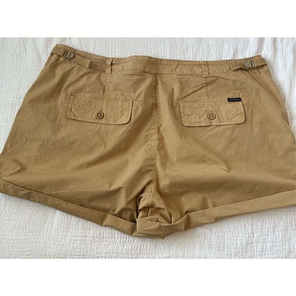 New Sanctuary Standard Surplus Cargo Shorts Plus Size - Picture 5 of 7